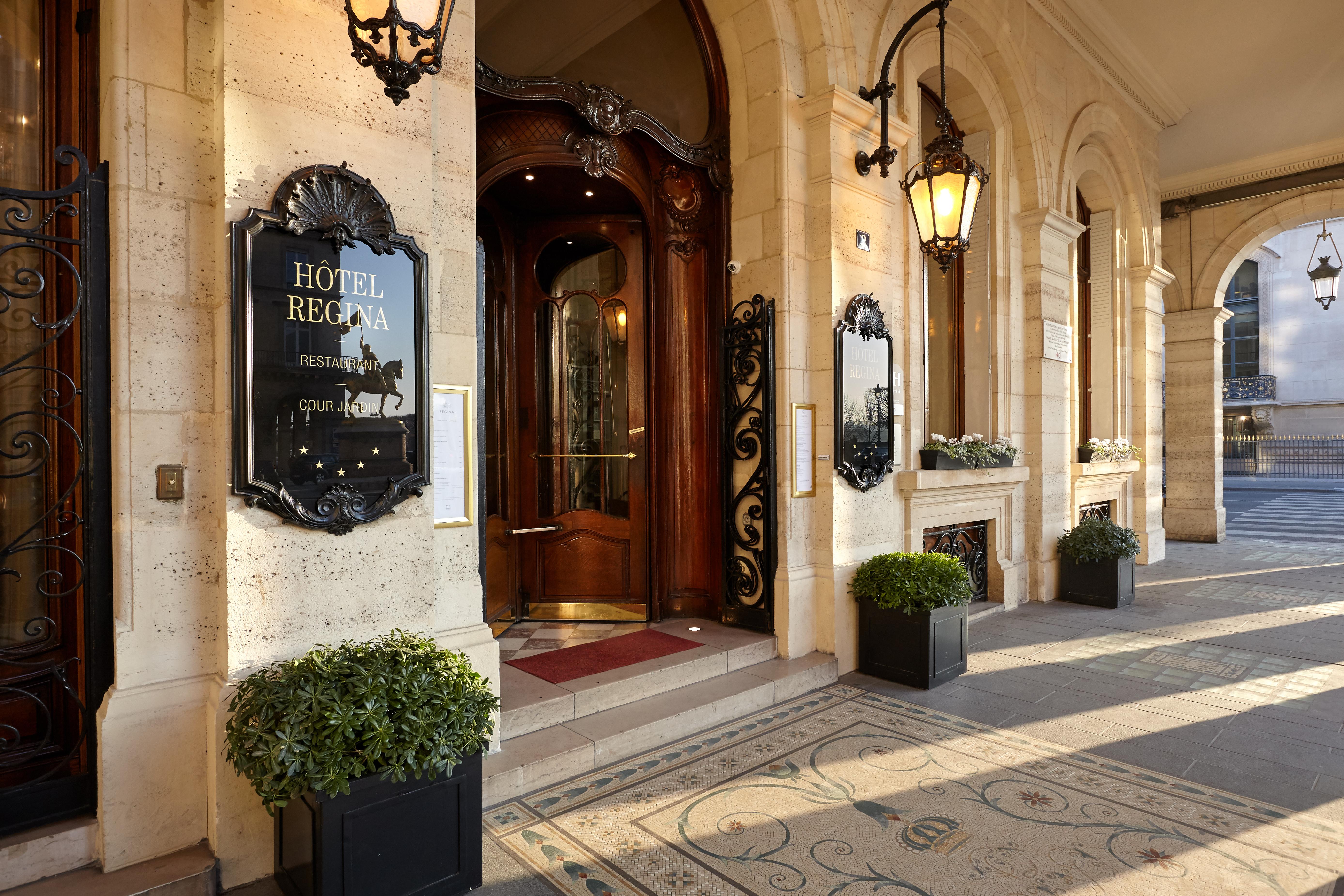 Hotel Regina Louvre Paris Exterior photo